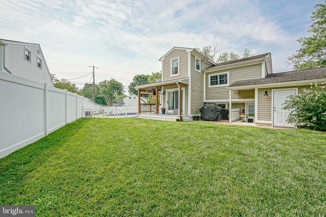 8 PATERSON AVE, Pennsville, NJ 08070