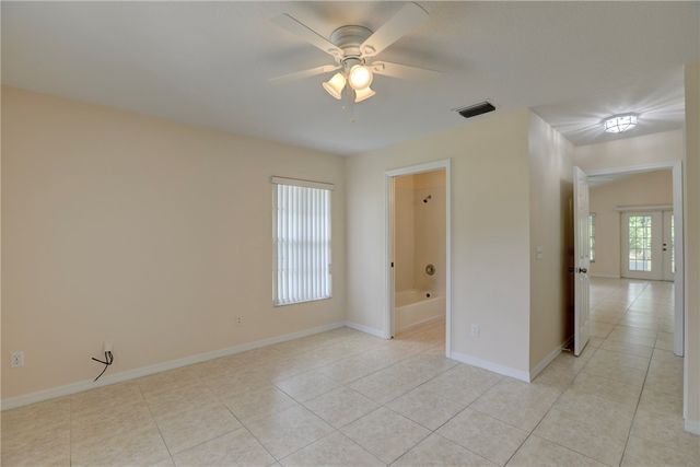 11187 Airport Drive, Sebastian, FL 32958