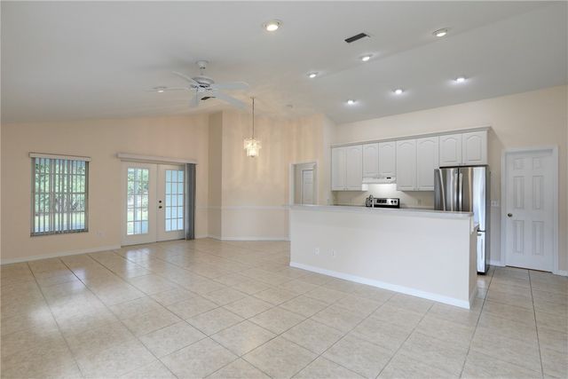 11187 Airport Drive, Sebastian, FL 32958