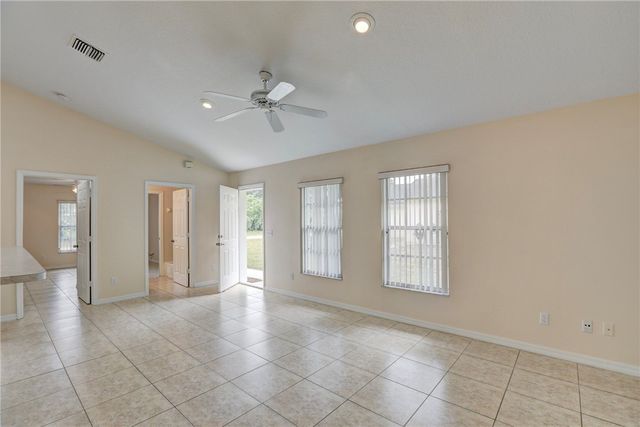 11187 Airport Drive, Sebastian, FL 32958