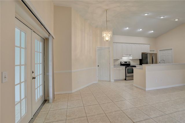11187 Airport Drive, Sebastian, FL 32958