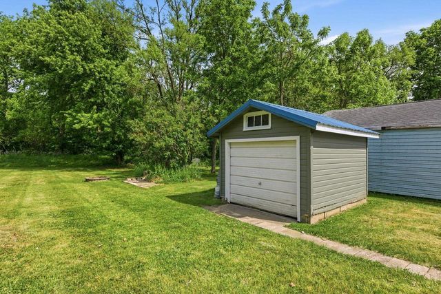 5209 S County Road D Road, Afton, WI 53501