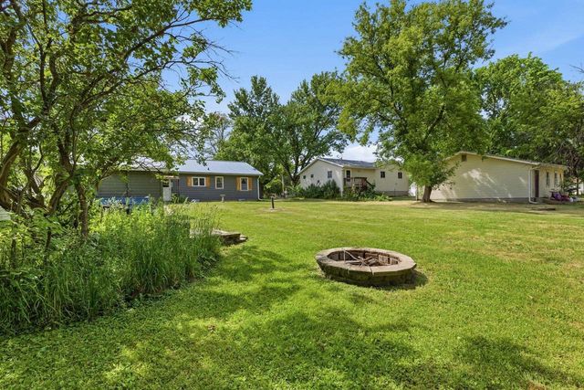 5209 S County Road D Road, Afton, WI 53501