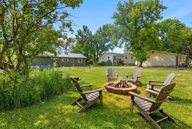5209 S County Road D Road, Afton, WI 53501