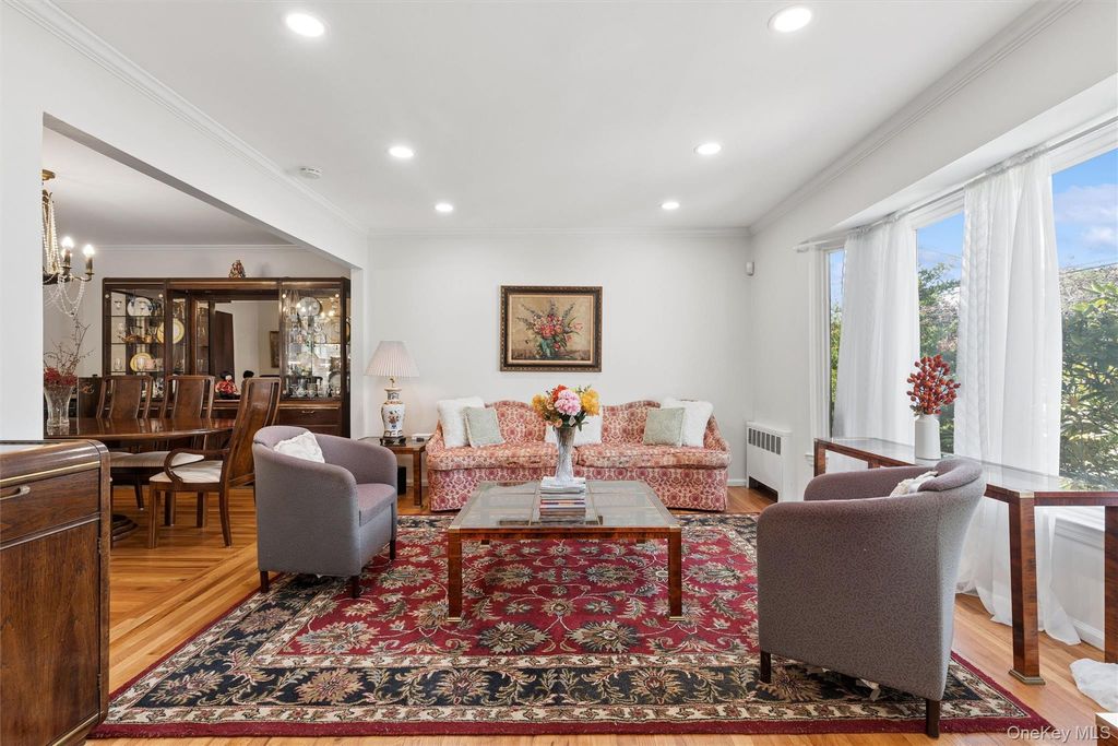 1910 N Jerusalem Road, Bellmore, NY 11710 — photo 4