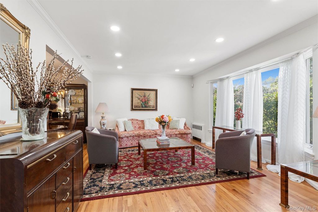 1910 N Jerusalem Road, Bellmore, NY 11710 — photo 5