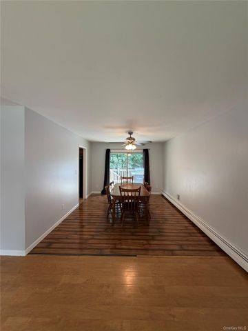 230 Roosevelt Road, Hyde Park, NY 12538