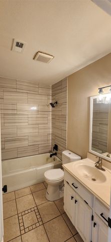 2821 Windy Drive, Commerce, TX 75428