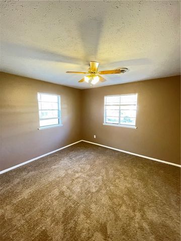 1909 Theodore Drive, Springdale, AR 72762