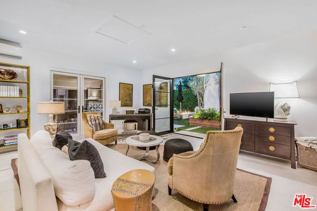 4513 Radford Avenue, Valley Village, CA 91607