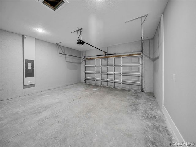 6664 N Bedstrow Boulevard, Citrus Springs, FL 34434