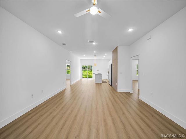 6664 N Bedstrow Boulevard, Citrus Springs, FL 34434