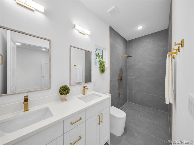 6664 N Bedstrow Boulevard, Citrus Springs, FL 34434