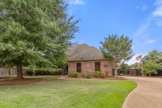 2003 Estates Cove, Pearl, MS 39208