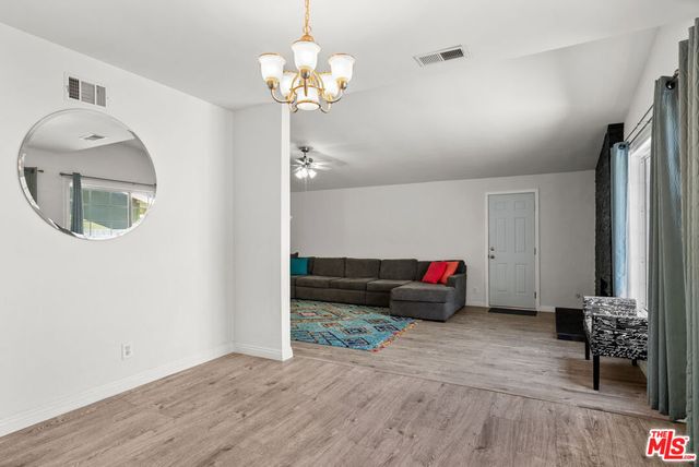 2517 E Phyllis Street, Simi Valley, CA 93065