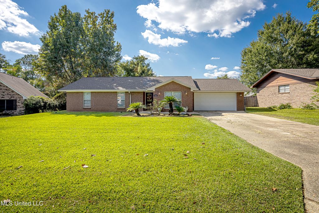 15694 S Parkwood Drive, Gulfport, MS 39503