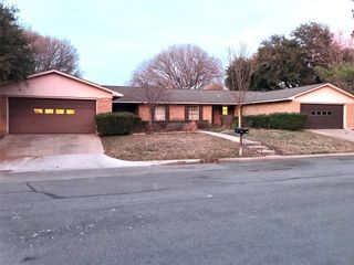 1604 Vanderbilt Street, Denton, TX 76201