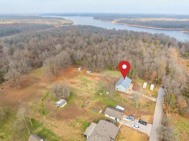 5785 N Farm Road 189, Springfield, MO 65803