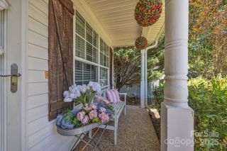 1912 8th Street SE, Hickory, NC 28602
