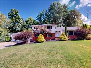 38280 Fox Run Drive, Solon, OH 44139