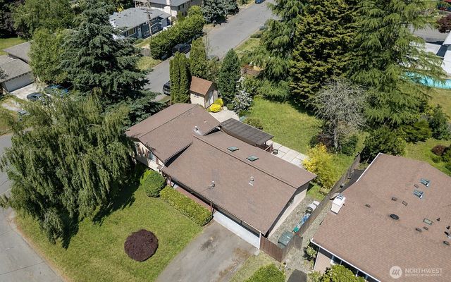 7304 NE 143rd Street, Kenmore, WA 98028