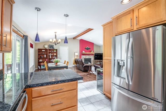 7304 NE 143rd Street, Kenmore, WA 98028