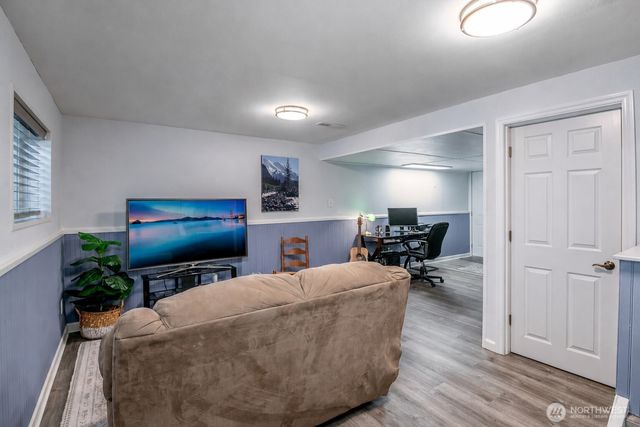7304 NE 143rd Street, Kenmore, WA 98028