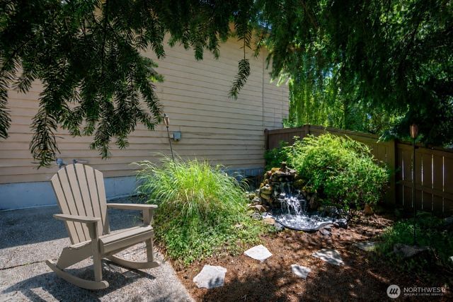 7304 NE 143rd Street, Kenmore, WA 98028