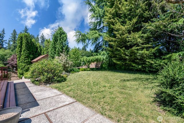 7304 NE 143rd Street, Kenmore, WA 98028