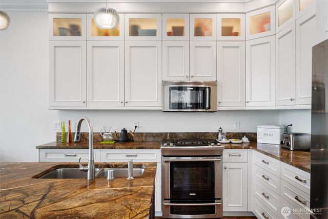 3045 Eldridge Avenue #A, Bellingham, WA 98225