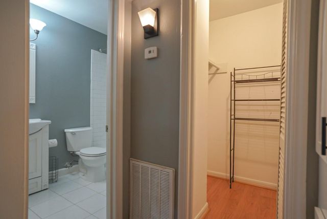 5216 Arboles Drive 10, Houston, TX 77035