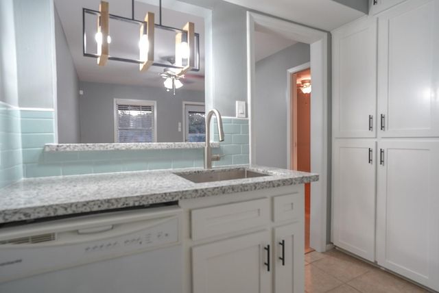 5216 Arboles Drive 10, Houston, TX 77035