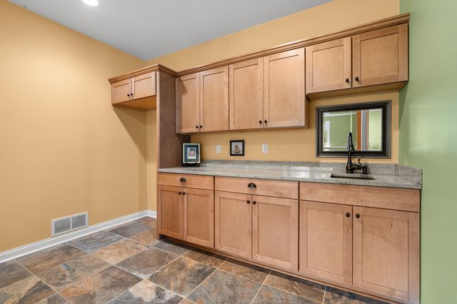 9048 Montezuma Avenue, Texas Twp, MI 49009