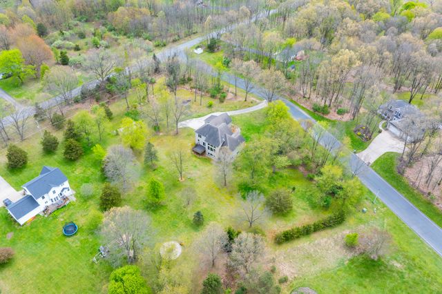 9048 Montezuma Avenue, Texas Twp, MI 49009