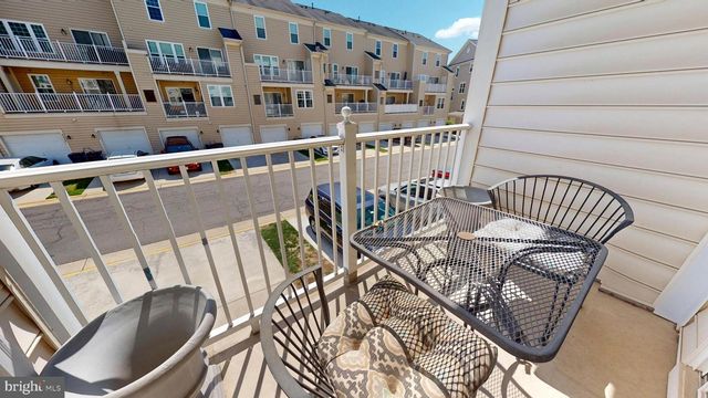 42252 BLACK ROCK TER, Aldie, VA 20105