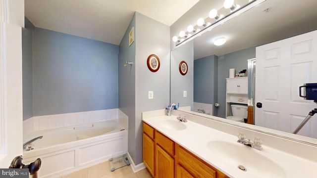 42252 BLACK ROCK TER, Aldie, VA 20105