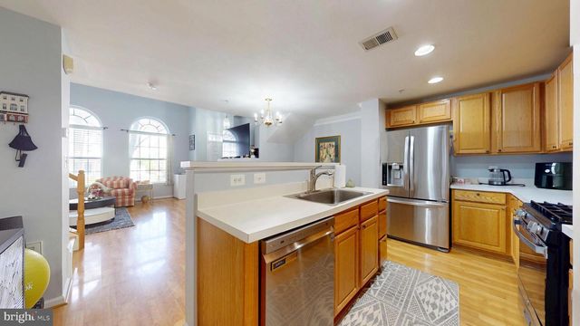 42252 BLACK ROCK TER, Aldie, VA 20105