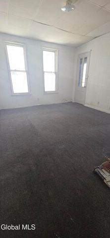 72 Grove Street, Amsterdam, NY 12010