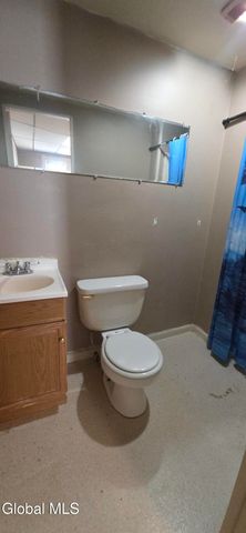 72 Grove Street, Amsterdam, NY 12010