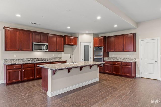 14705 Citrus Tree Court, Bakersfield, CA 93314