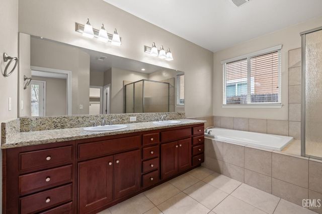 14705 Citrus Tree Court, Bakersfield, CA 93314