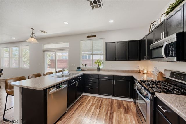 9400 Steeltree Street, Las Vegas, NV 89143