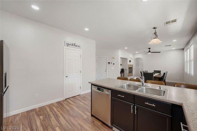 9400 Steeltree Street, Las Vegas, NV 89143
