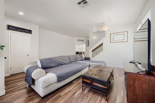 9400 Steeltree Street, Las Vegas, NV 89143