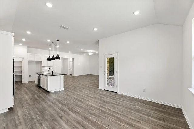 1632 Pavin Lane, Fort Worth, TX 76052