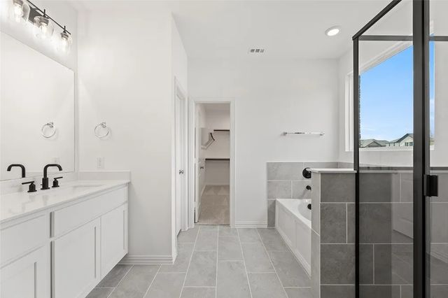 1632 Pavin Lane, Fort Worth, TX 76052