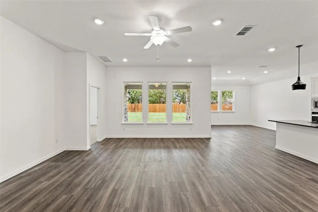 1632 Pavin Lane, Fort Worth, TX 76052