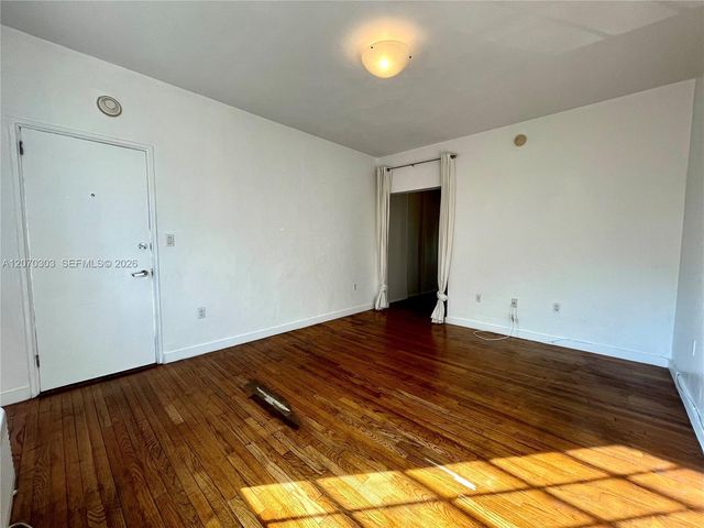741 15th Street 12, Miami Beach, FL 33139