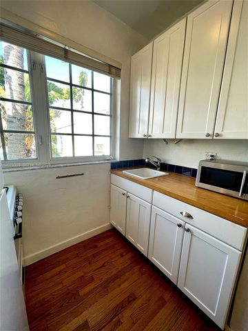 741 15th Street 12, Miami Beach, FL 33139