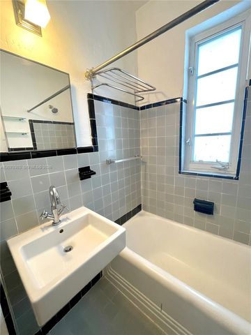 741 15th Street 12, Miami Beach, FL 33139